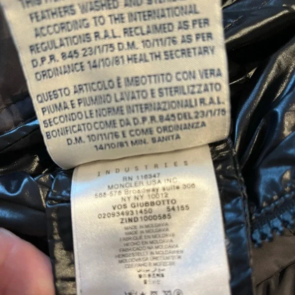 Moncler Metallic Silver Jacket with Black Knit Collar - Picture 11 of 11